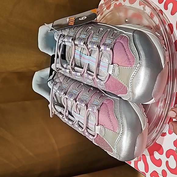 A New with tags girls AVIA ATHLETICS Shoes pink purple glitter slip on size 6 - Picture 1 of 9